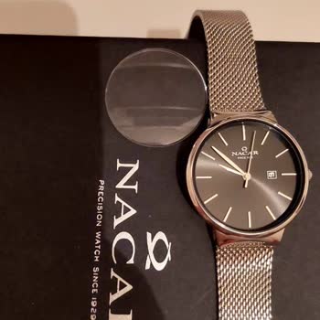 Nacar Saat Nacar Kol Saatinin Camı Düştü