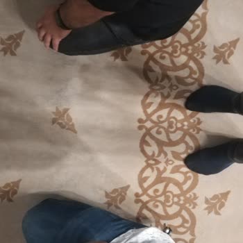 Diyanet İşleri Başkanlığı Camideki Halılarda Resim Veya Figür!