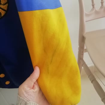 Civil Mağazacılık Hiç Giyilmeden Renklerin Birbirine Karışması