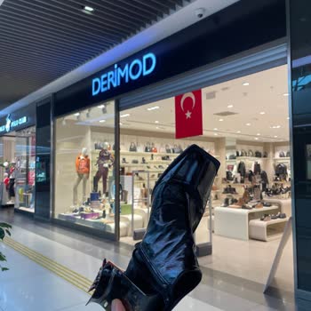 Derimod Yüksek Fiyatlı Ve Bir Senesini Bile Doldurmayan Kalitesiz Ürün