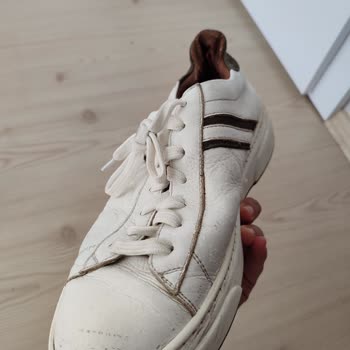 Derimod Ayakkabı Garantisi Sadece 6 Ay Ve Deri Ayakkabı Hemen Bozuldu