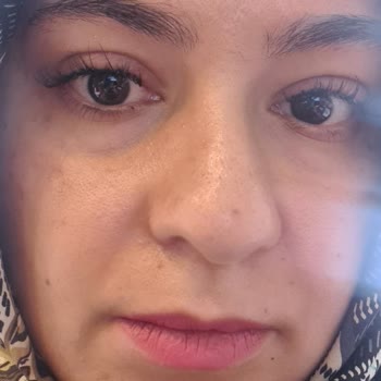 H'Mayra Beauty Kirpik Ekleme İşleminde Göze Zarar Verme