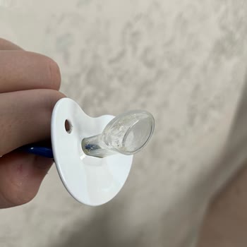 Wee Baby Kısa Sürede Emzik İçinin Kirlenmesi