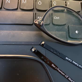 Benx Eyewear Gözlük Kırılması Ve İletişim Sıkıntısı