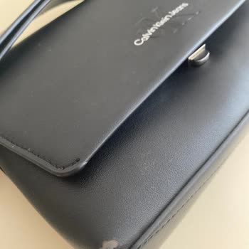 Calvin Klein Den Aldığım Çanta Soyuldu