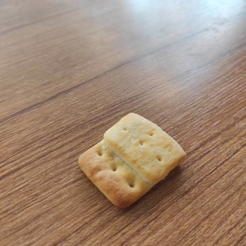 Ülker Çizi Peynirli Kraker Üretim Hatası