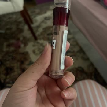 Maybelline Eraser Concealer Arızalı