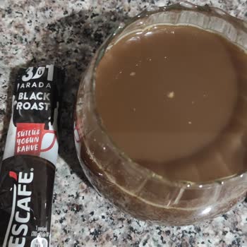 Nescafe Firmasının Bayat Malzeme Kullanımı