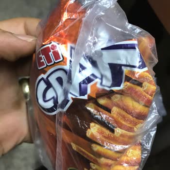 Eti Crax İçinden Kurt Ve Böcek Çıktı