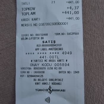 Fıstık Baklavaları Darası Alınmadan Baklava Terazide Tartılması