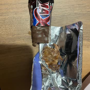 Eti Gıda Üründen Naylon Çıktı