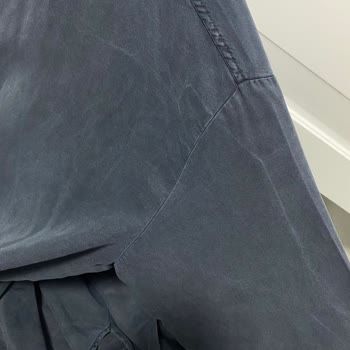 Mavi Gömleğin Rengi İnanılmaz Soldu