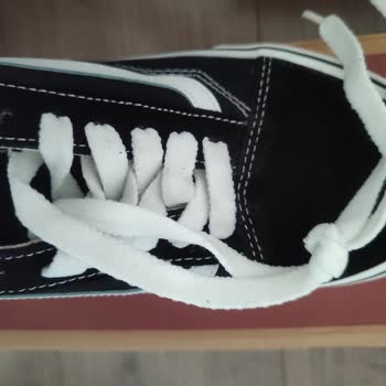 Hepsiburada Orijinal Fiyatına Sahte Vans Ayakkabı