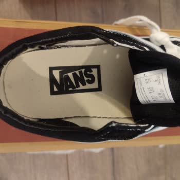 Hepsiburada Orijinal Fiyatına Sahte Vans Ayakkabı