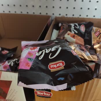 Torku Gala Kek Gramaj Eksikliği Ve İçi Boş Ambalaj
