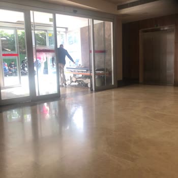 Birinci International Hastanesi Başı Boşluk Ve Lakayıtlık
