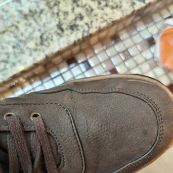 FLO Ayakkabı Mağazaları Müşteriyi Mağdur Ediyor