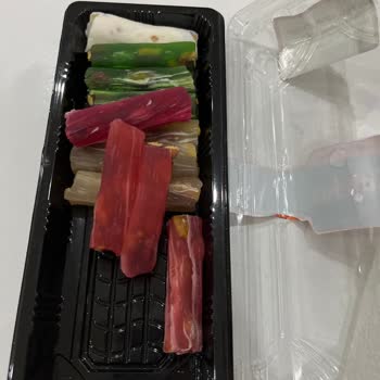 Çitlekçi Lokumun İçinden Taş Çıktı