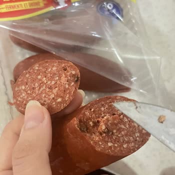 Aytaç Gıda Sucuktan Siyah Bir Şey Çıktı