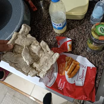 Lezzethane Bozuk Gıda Ürünü