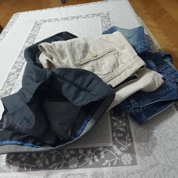 Jeansbutigimm İnsanları Yanıltıyorlar