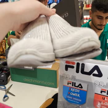 Deichmann Ayıplı Mal Satan