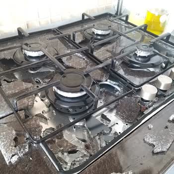 Ukinox Cam Set Üstü Ocağımın Camı Patladı