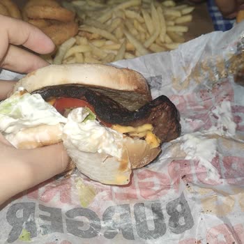 Gölcük Burger King Yanık Burger