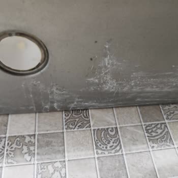 Simfer Davlumbazım Mahvoldu Her Yeri Çizikler İçinde