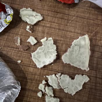 Kinder Çikolata Bozuk Çıktı