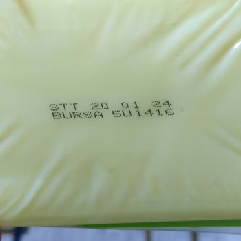 Sütaş Kaşar Peyniri Kıl Sorunu