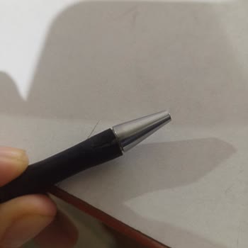 Faber-Castell Kalemimin Gövdesinde Çatlak Oluştu