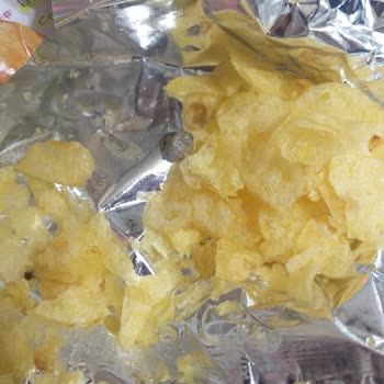 Lays Cipsin İçinden Taş Çıktı