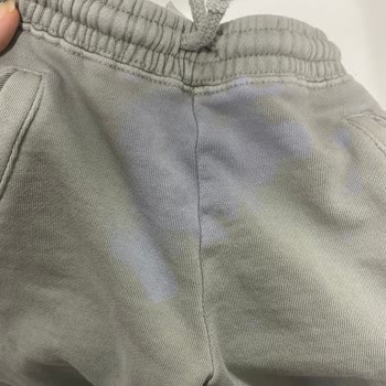 Domestos Leke Çıkarıcı Kıyafeti Mahvetti