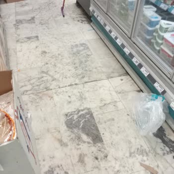 A101 Mağazada Düzen ve Hijyen Sıfır!