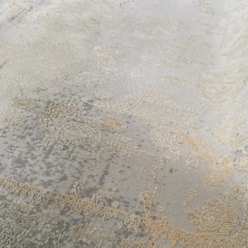 Ela Halı Yıkama Turuncu Lekeli Halı