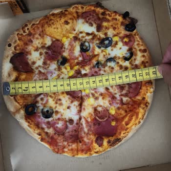 PizzaLazza Küçük Boy Pizza Göndermesi