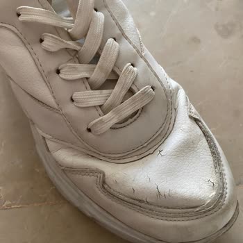 Bershka Ayakkabı Soyulma Şikayeti