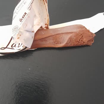 Ülker Laviva Formu Bozulmuş Çikolata