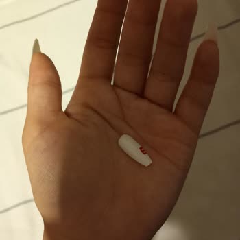 Abel Estetik Güzellik Protez Tırnak Yerine Takma Tırnak Takılması