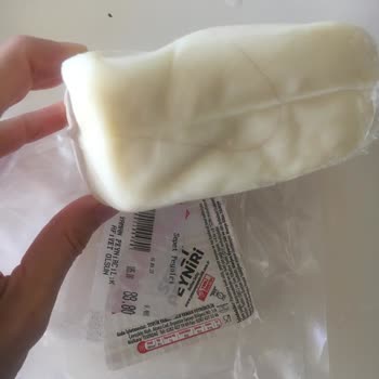 Yaman Peynircilik İçinden Saç Çıkan Peynir