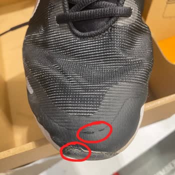 Erzurum MNG AVM FLO Mağazası Nike Ürünü Kalitesizliği