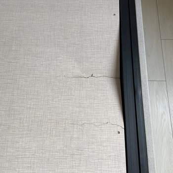 Vivense Geç Geldiği Yetmezmiş Gibi Kullanılmayacak Derecede Kırık Geldi.