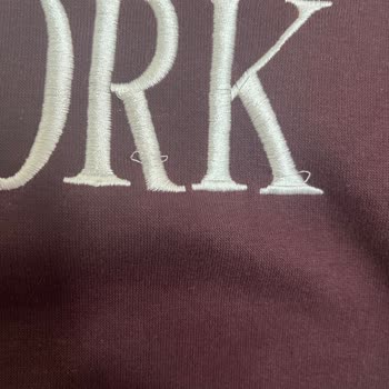 H&M Marka Sweatshirt Nakışlı