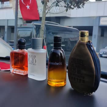 Koku.diyarii (Instagram) Parfüm Adında Su