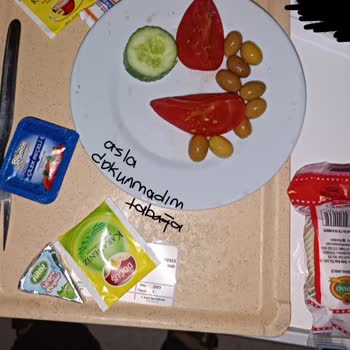 Başakşehir Çam Ve Sakura Şehir Hastanesi'nde Yemek Sorunu