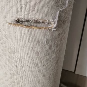 Yazgülü Halı Yıkama (Tekirdağ) Sağlam Halımı Yırtık Geri Gönderdi