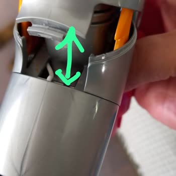 Dyson V12 Kablosuz Süpürge Mobilya Altı Adaptör Sağlanması