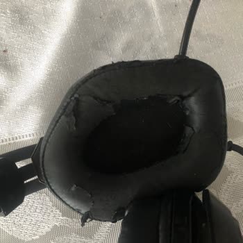 Gamepower Mihawk 7.1 Oyuncu Kulaklığı Pedlerim Derileri Dökülüyor