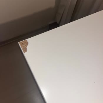 IKEA Yemek Masasında Soyulma Sorunu